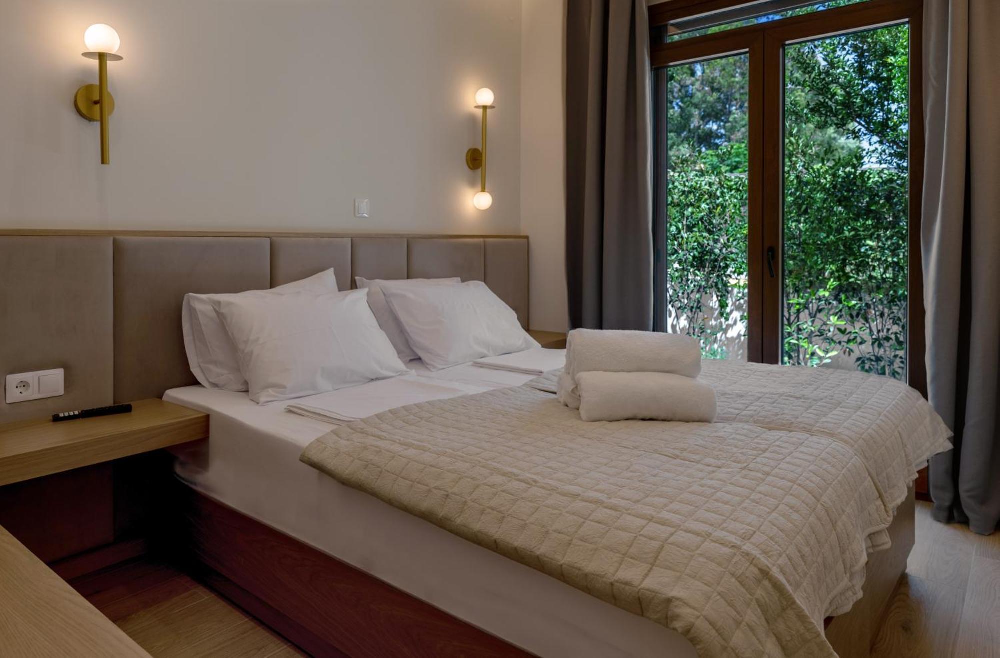 Avli Villa Preveza Exterior photo
